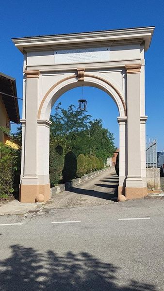 Cimitero di Castell'Alfero (1)