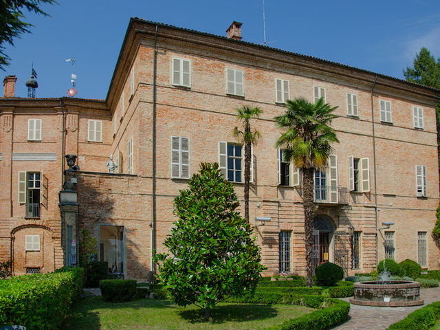 Castello_dei_Conti_Amico_1